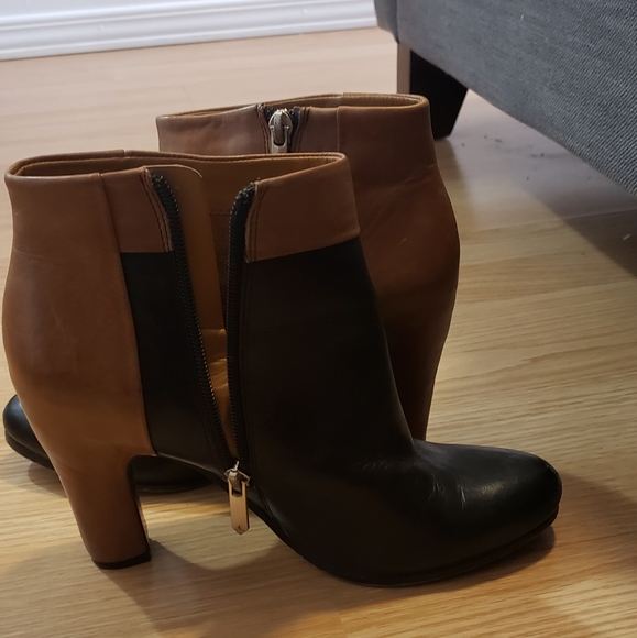 Sam Edelman size 7 ankle boots - Picture 2 of 5